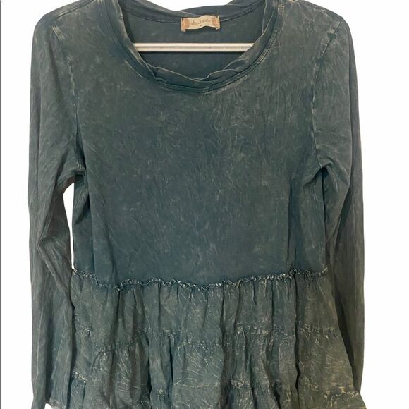 Women’s Altair’s State Distressed Teal Top • Medium - Picture 8 of 16
